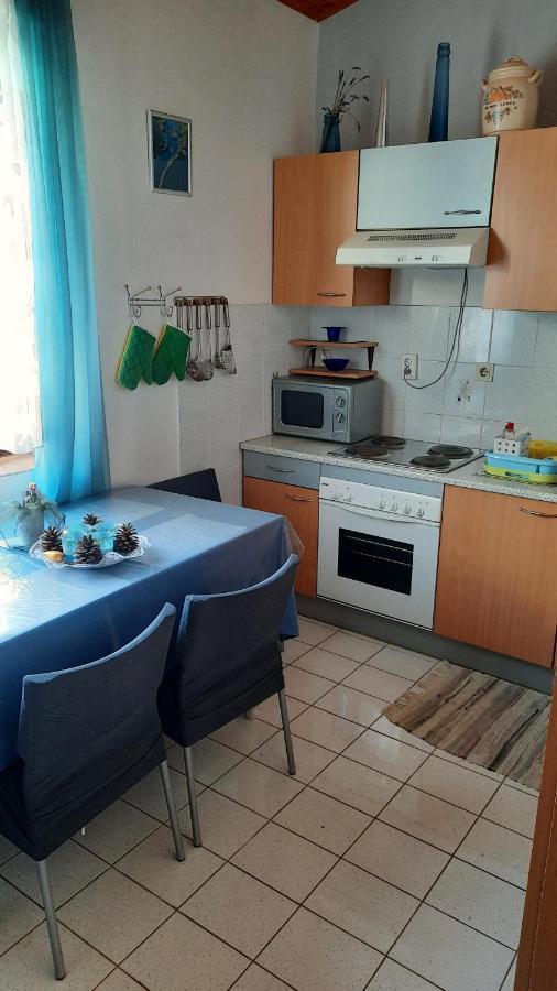 Apartments La Vita E Il Mare Пула Екстер'єр фото